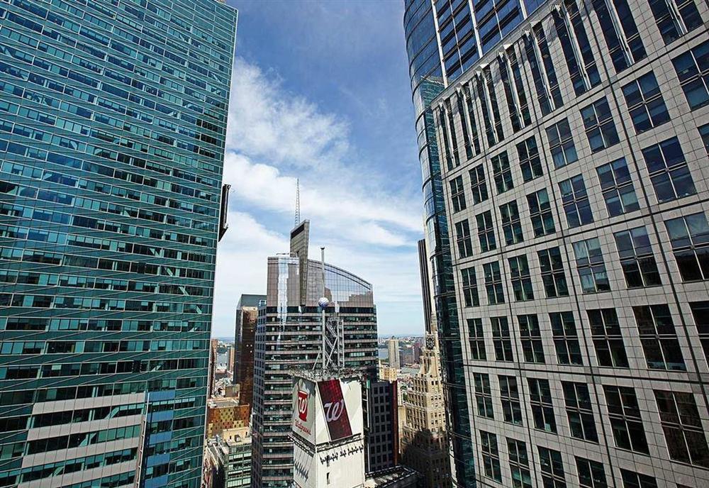 Hilton Garden Inn New York - Times Square Central Екстериор снимка